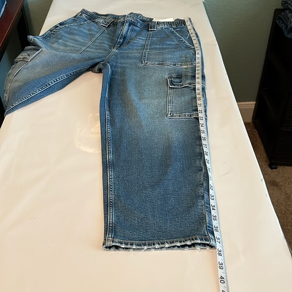 American Eagle Super High Rise Ankle Straight NWT Size 14 Short - Picture 9 of 16